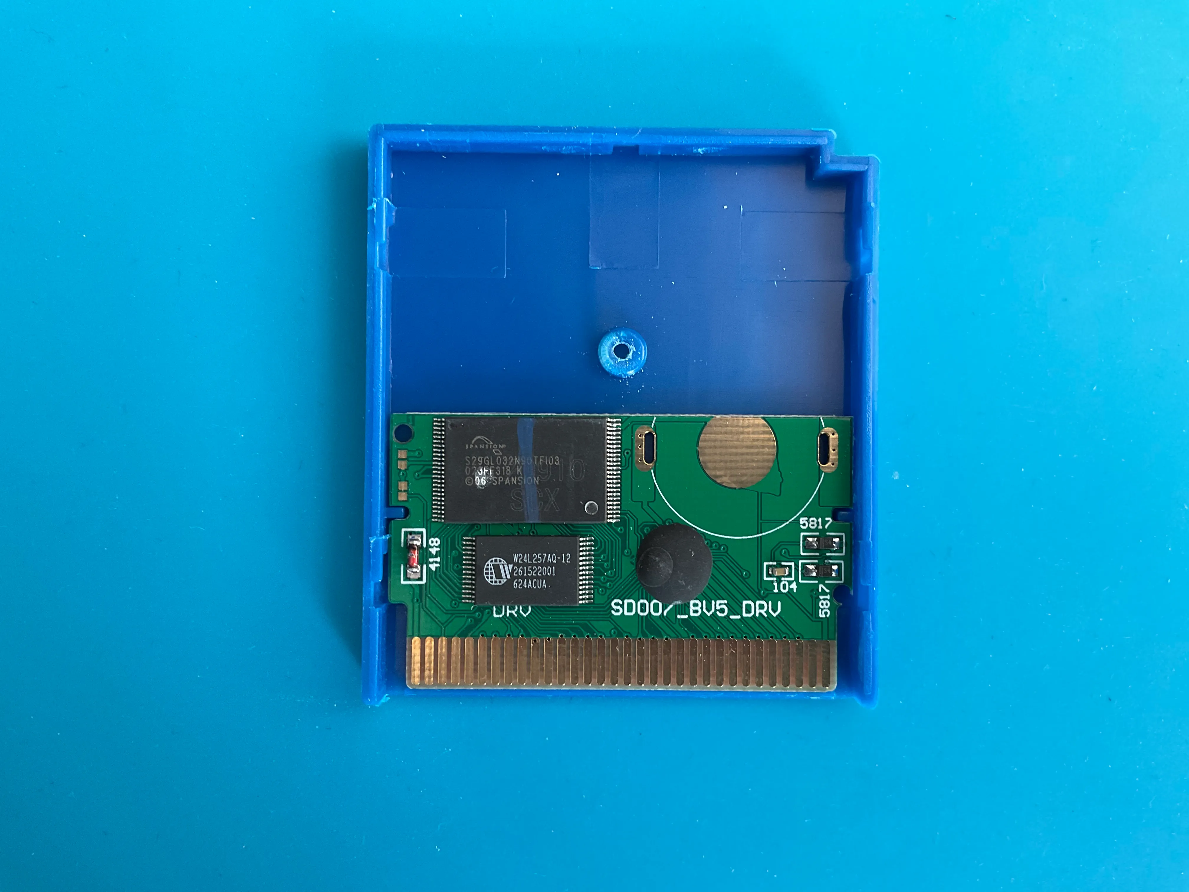 Improperly cut PCB in a fake cartridge